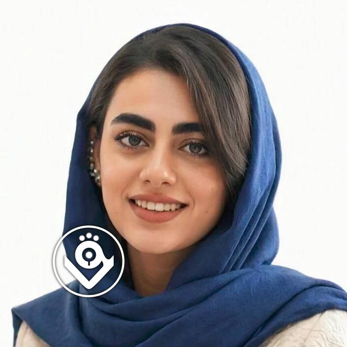 دکتر نگار صنعتگری نقابی